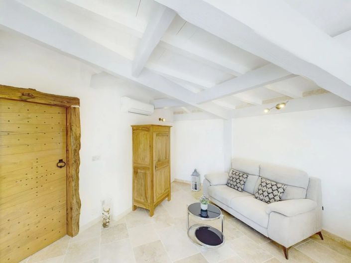 Image No.11-4 Bed House for sale