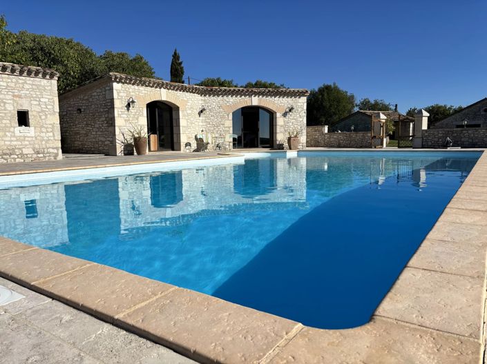 Image No.15-4 Bed House for sale