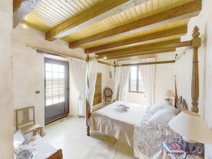 Image No.5-4 Bed House for sale