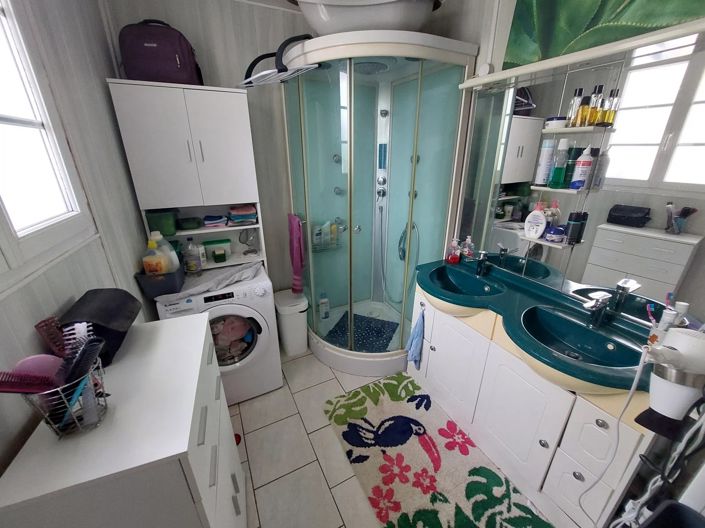 Image No.9-3 Bed House for sale