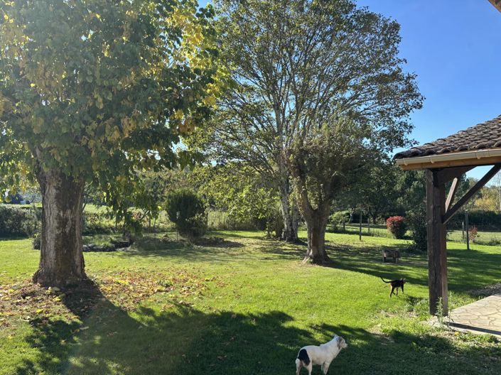 Image No.2-4 Bed House for sale