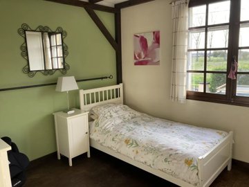 70adbc6e56b533b7872cb0c692280a22f5a19188d6192