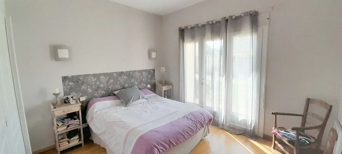 Image No.12-3 Bed House for sale