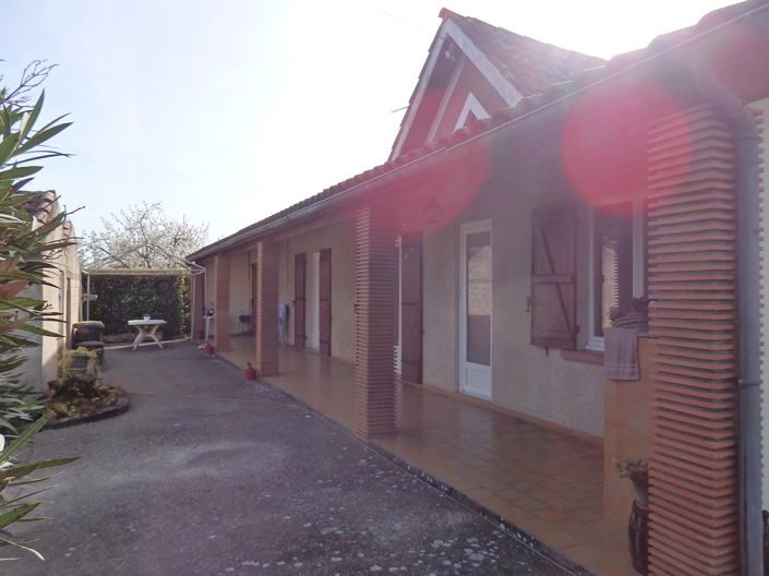 Image No.12-2 Bed House for sale