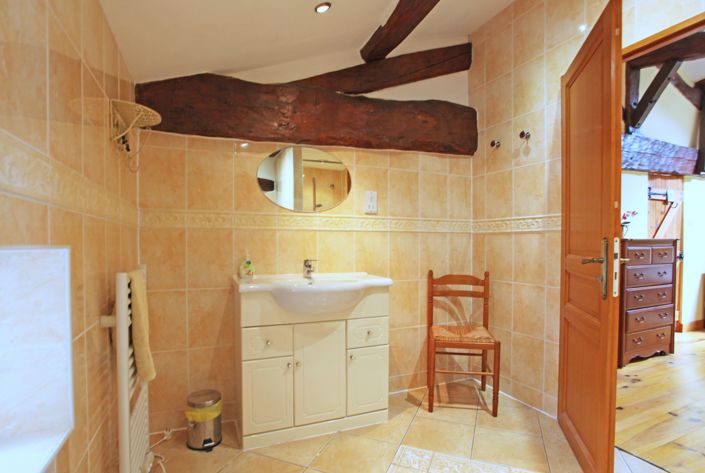 Image No.15-4 Bed House for sale