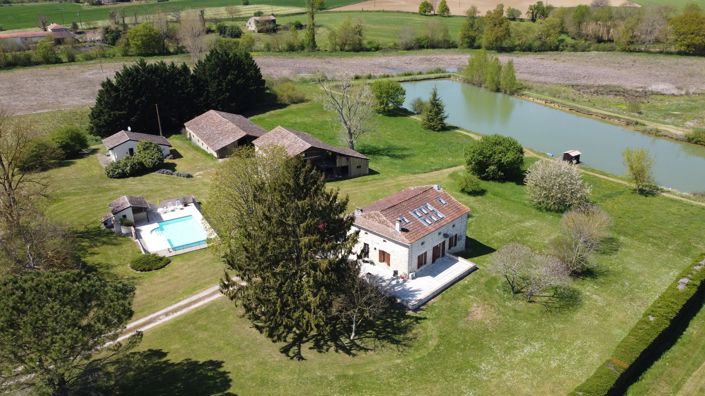 Image No.1-4 Bed House for sale