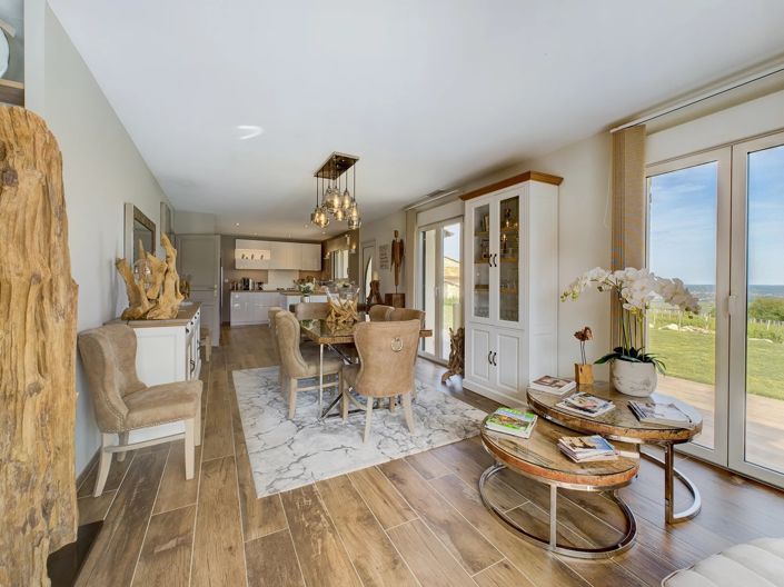 Image No.4-3 Bed House for sale