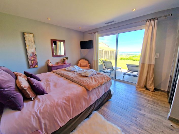 Image No.13-3 Bed House for sale