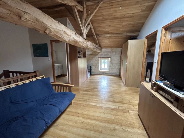 Image No.10-5 Bed House for sale