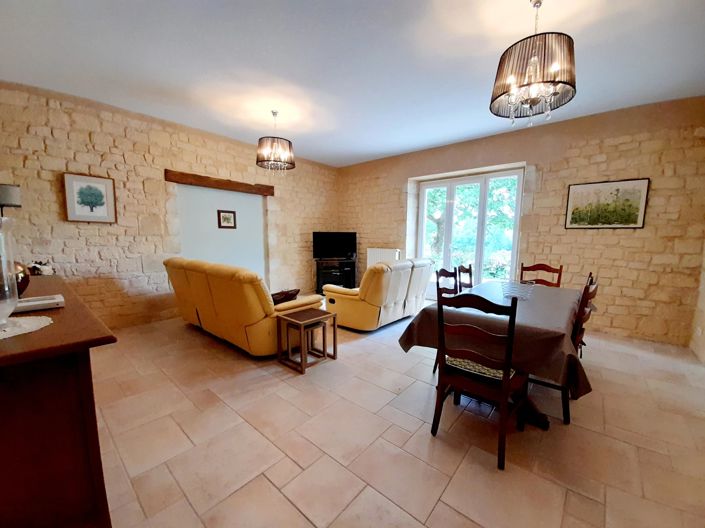 Image No.3-5 Bed House for sale