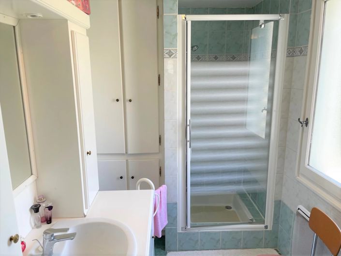 Image No.15-9 Bed Village House for sale