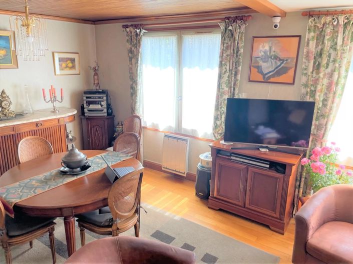 Image No.4-9 Bed Village House for sale