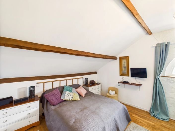 Image No.10-4 Bed House for sale