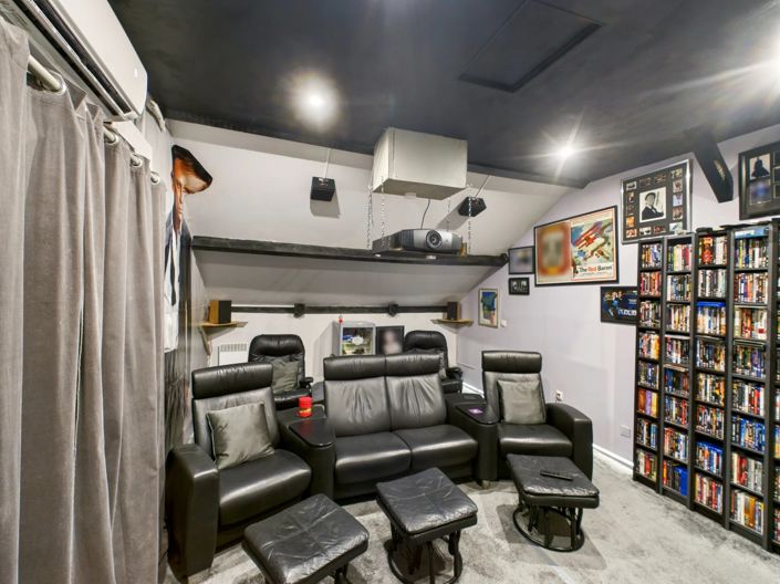 Image No.11-4 Bed House for sale