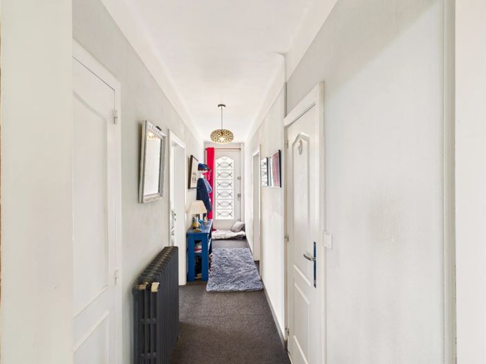 Image No.8-4 Bed House for sale