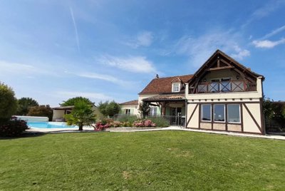 616ce6c47062fdf1e3de6e5313ab45f9640f6a565b215