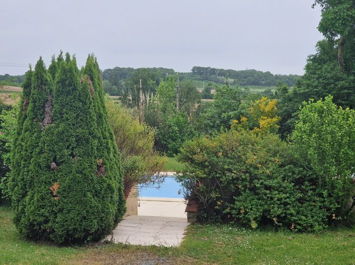 Image No.2-3 Bed Village House for sale