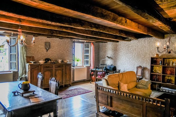 Image No.4-4 Bed Village House for sale