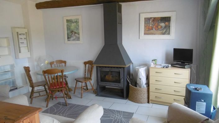 Image No.9-2 Bed House for sale