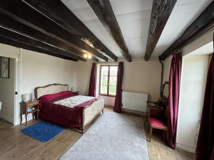 Image No.10-3 Bed House for sale