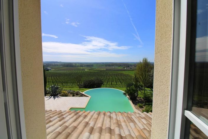 Image No.11-7 Bed Village House for sale