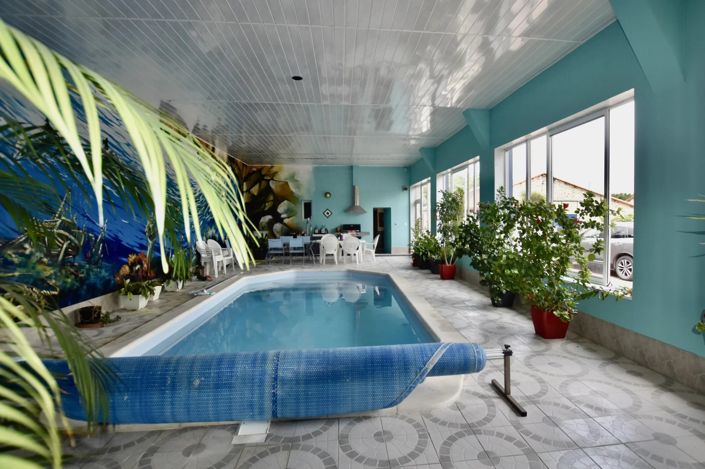 Image No.2-7 Bed Village House for sale