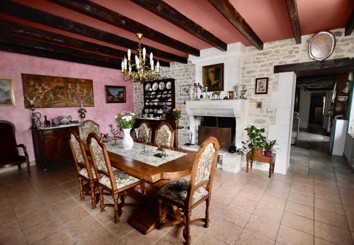 Image No.4-7 Bed Village House for sale