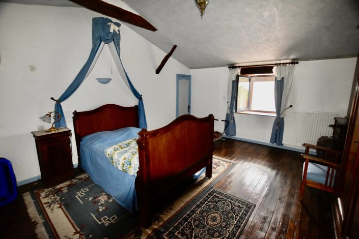 Image No.9-7 Bed Village House for sale