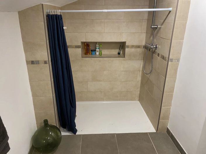 Image No.10-4 Bed Village House for sale