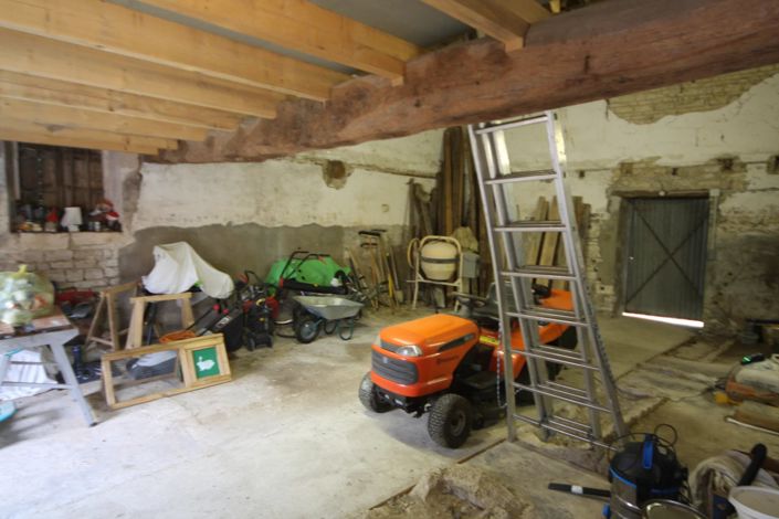 Image No.15-3 Bed House for sale