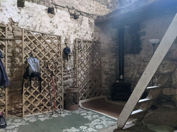 Image No.8-2 Bed Village House for sale