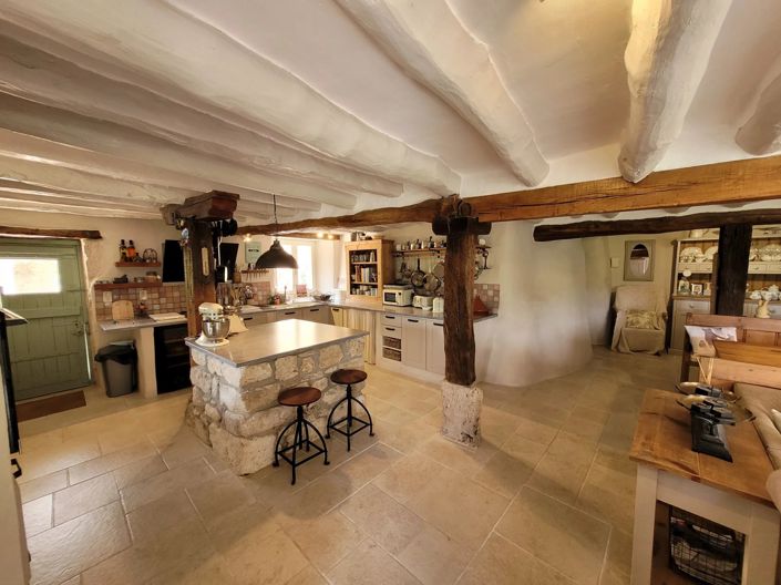 Image No.3-5 Bed House for sale