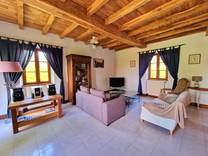 Image No.6-2 Bed House for sale