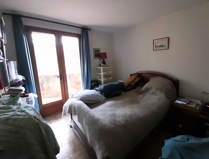 Image No.7-4 Bed House for sale