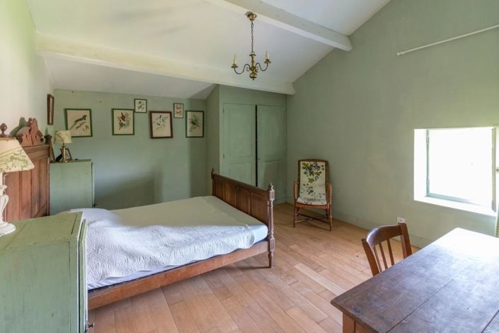 Image No.14-4 Bed House for sale