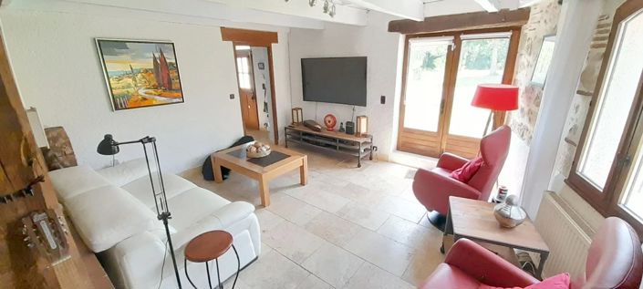 Image No.8-4 Bed House for sale