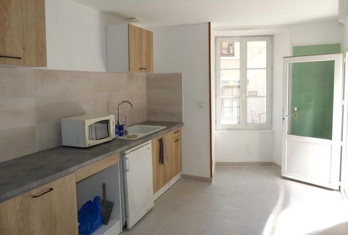 Image No.3-3 Bed House for sale