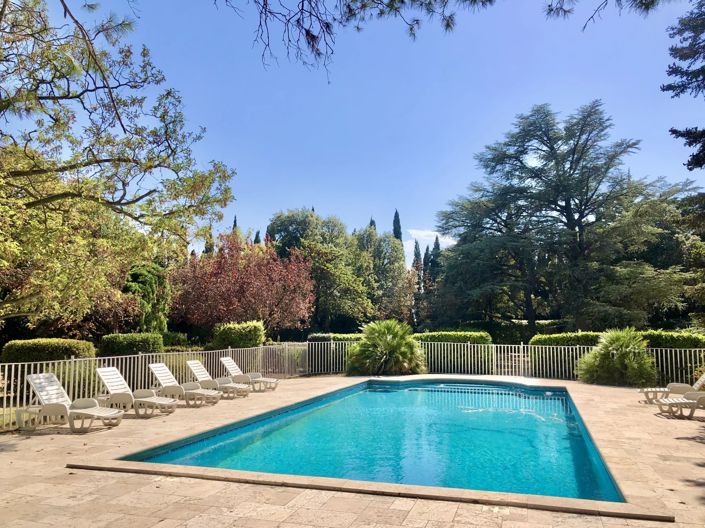 Image No.2-11 Bed House for sale