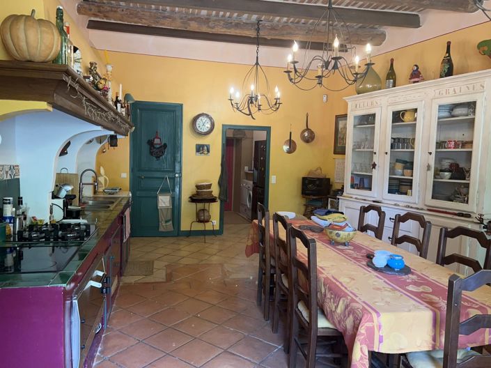 Image No.15-9 Bed House for sale