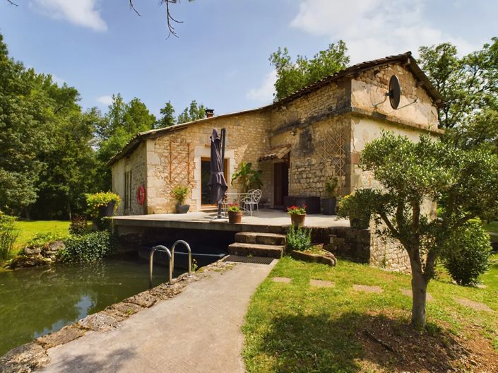 Image No.11-2 Bed House for sale