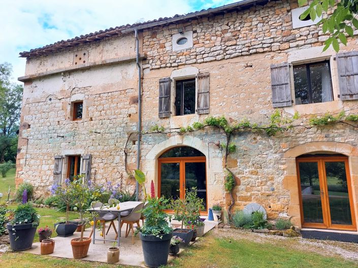 Image No.15-2 Bed House for sale