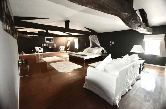 Image No.8-4 Bed Village House for sale