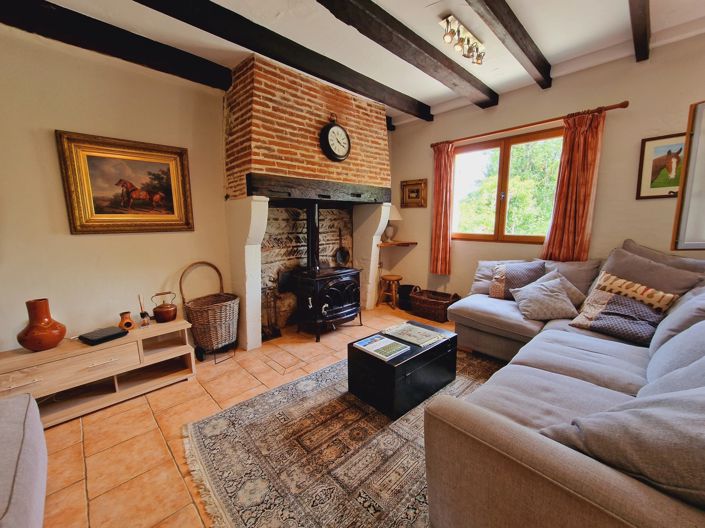 Image No.6-5 Bed House for sale