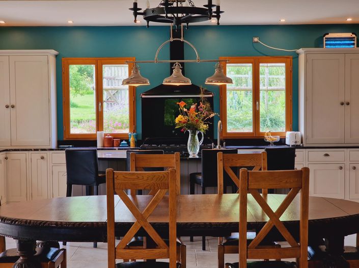 Image No.11-5 Bed House for sale