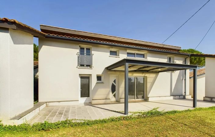 Image No.1-8 Bed Village House for sale