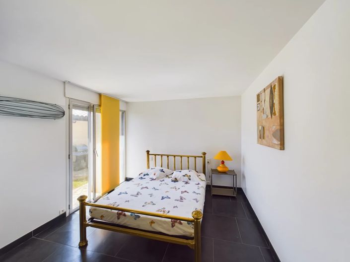 Image No.12-8 Bed Village House for sale