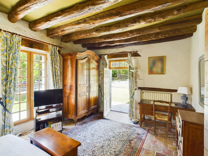 Image No.5-5 Bed House for sale