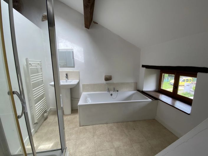 Image No.11-3 Bed Village House for sale