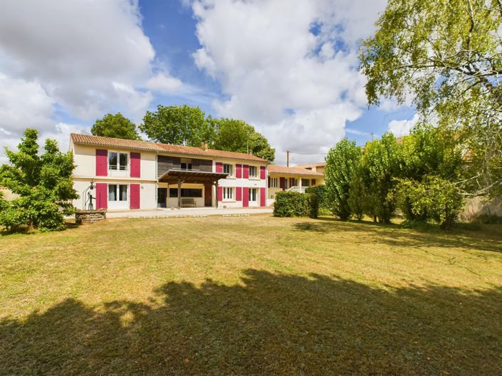 Image No.1-4 Bed Village House for sale