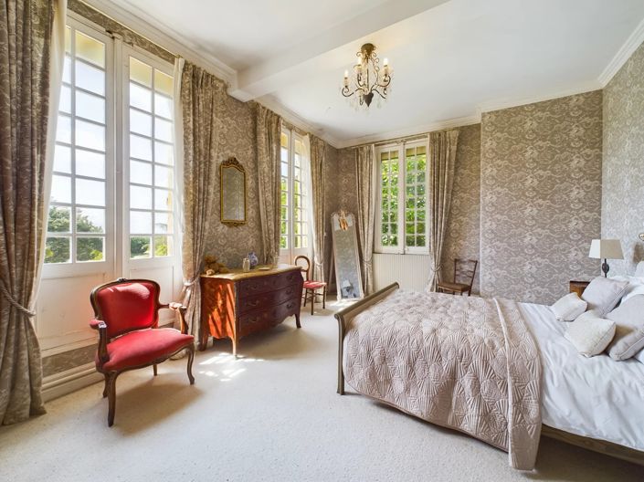 Image No.10-7 Bed House for sale